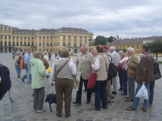 b0633-4Schoenbrunn.jpg