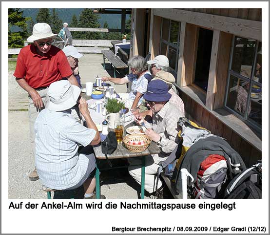 Auf der Ankel-Alm wird die Nachmittagspause eingelegt