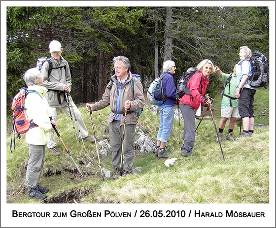 die Gruppe bricht zum Abstieg auf