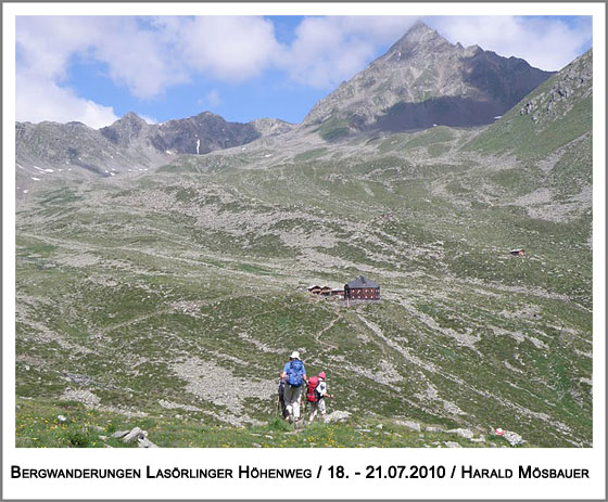 die Lasörlinger Hütte in Sicht