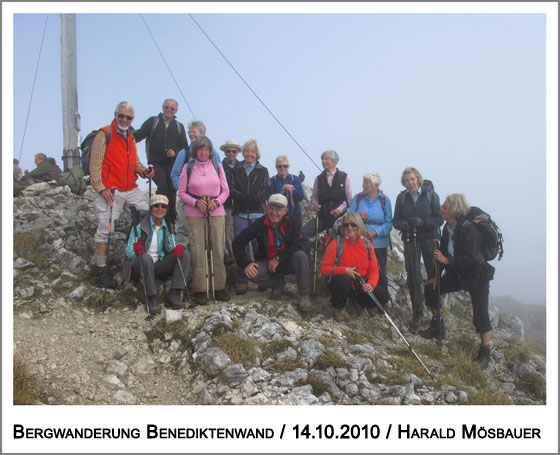 die Wandergruppe am Gipfel