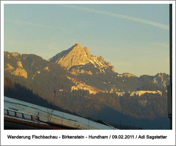 der Wendelstein leuchtet in der Nachmittagssonne