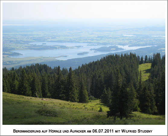 Blick auf den Staffelsee mit seinen Inseln