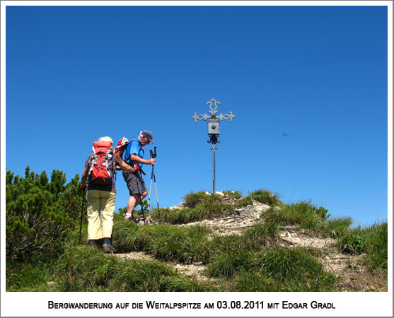 das Gipfelkreuz der Weitalpspitze ist erreicht