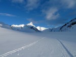 <p>&Uuml;ber den Fieschergletscher</p>