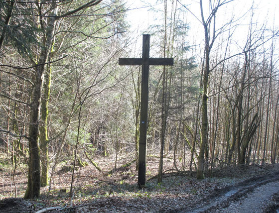 vorbei am Schwarzen Kreuz