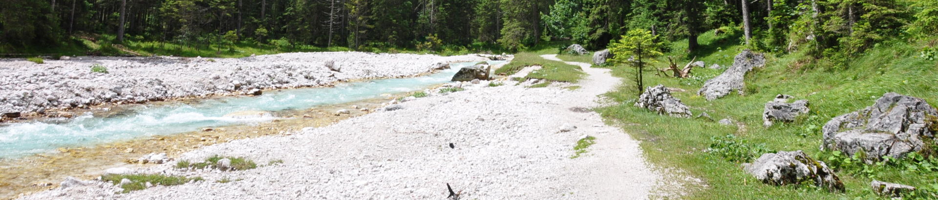 reintalangerhuette 16_3216x687+0+1413_1920x410