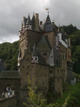 <p>Nahblick auf Burg Eltz</p>