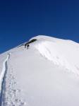 <p>Aufstieg zur Grand Aiguille Rousses, im Hintergrund ist schon der Gipfel zu erkennen.</p>