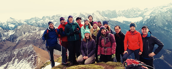 IMG group picture at Schafreuter.