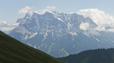 Ausblick von der Pleisspitze zur Zugspitze