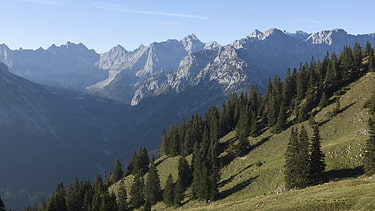 Ausblick von der Schönalm zur Karwendel-Hauptkette