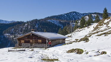 Die Neuhütte im weißen Schneekleid