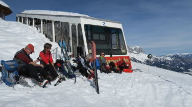 Rastplatz an der ausgedienten Hartkaiserbahn