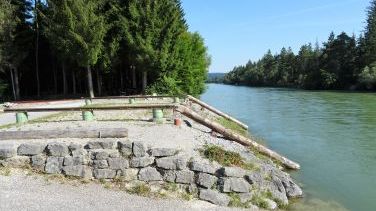 Floßbaustelle an der Isar