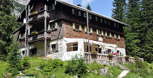 Die Reintalangerhütte - ein Juwel im Wettersteingebirge