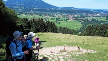 Rast mit Blick auf Zwiesel und Heiglkopf