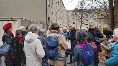 Mit der Stadtführerin in der ersten GEWOFAG-Siedlung