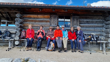 Pause vor der Unterstandshütte