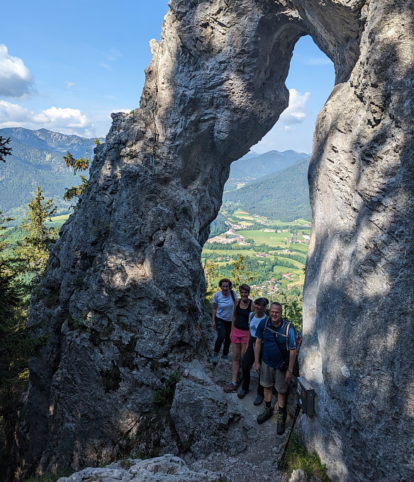 Gipfelglück gehört auch dazu: auf der Kreuzspitze (3455 m) in den Ötztaler Alpen