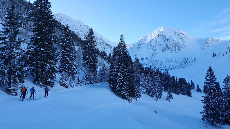 zu einer Skitour auf den Ponten.