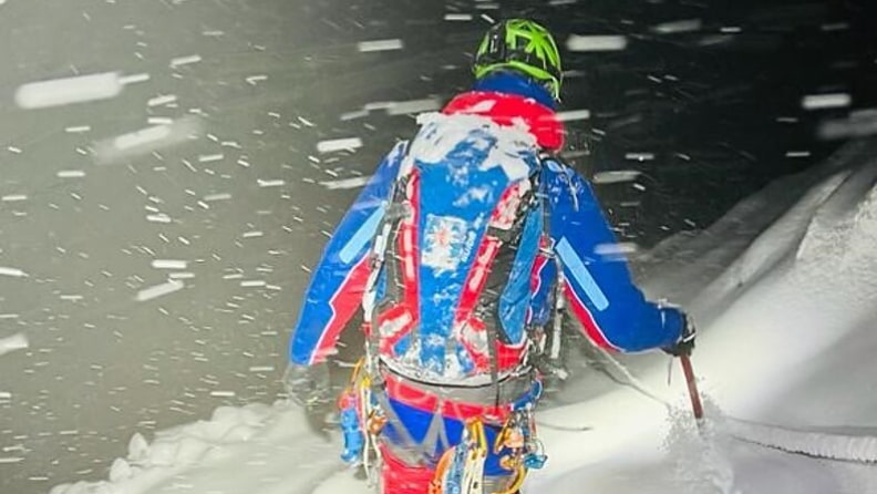 Nacht, Wind, Schneefall: widrige Verhältnisse bei einem Einsatz der Bergwacht Pfronten