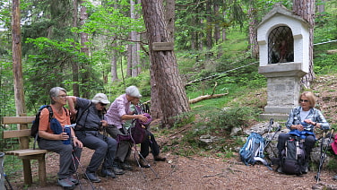 ... an der Auferstehungskapelle ...