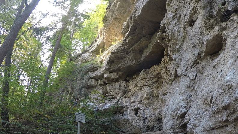 Fragiles Gestein: Nach mehreren Felsstürzen und Sperrungen steht der traditionsreiche Klettergarten an der Isar vor dem endgültigen Aus.