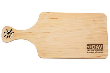 Holzbrett mit Griff, DAV-Logo unten rechts und Edelweiß im Griff 
