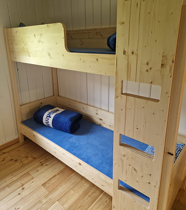 Stockbett im Matratzenlager