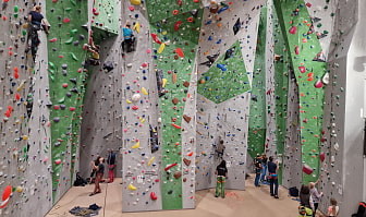 In der Kletterhalle
