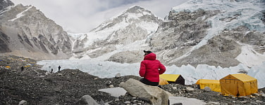Julia Lauer in Basecamp in Nepal