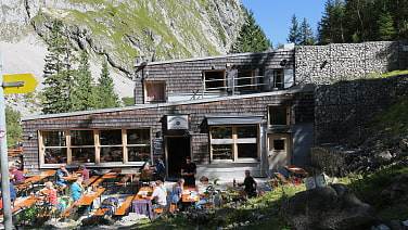 Die Höllentalangerhütte war erreicht ...