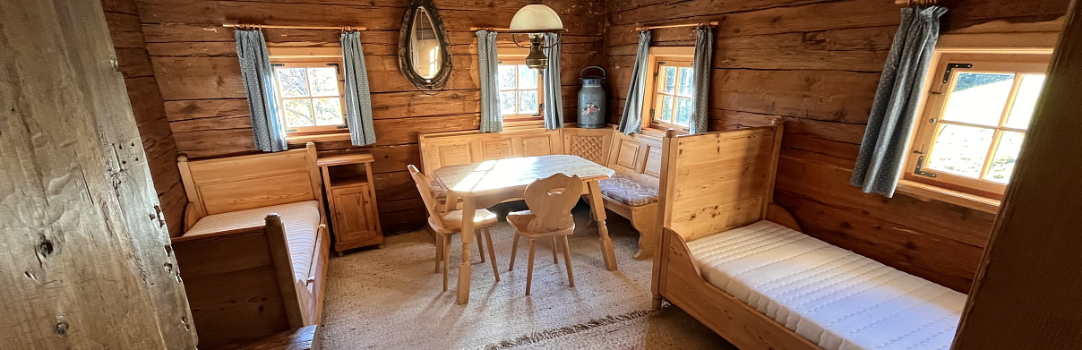 In der Hütte