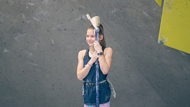 Kira Dericks: Startet in der Quali stark ...