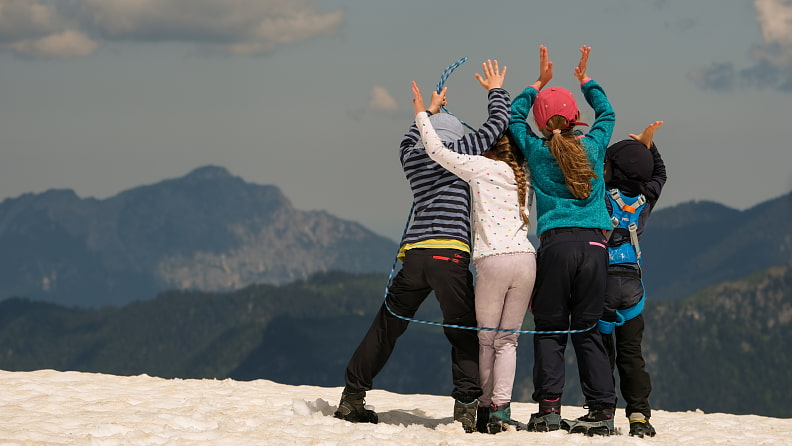 Gemeinsam durch Schnee und Eis
