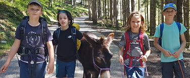 Kinder auf Tour