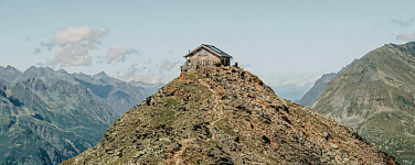 Buchcover "Die letzte Hütte der Alpen"