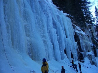 Die HTG am Eisfall Angerer Januar 2009