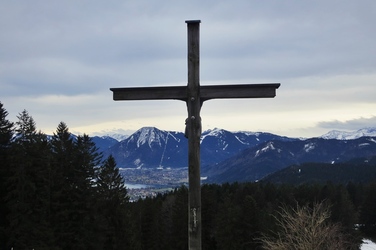 Gipfelkreuz auf der Holzer Alm