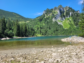 Blick von Ufer des Soinsees auf die Ruchenköpfe