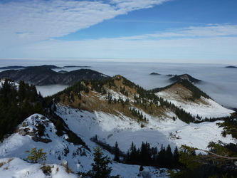 Blick vom Gipfel zum Bodenschneidhaus