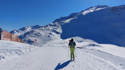 Links der Südostrücken des Glungezer, unser Aufstieg. Foto Michael Larcher