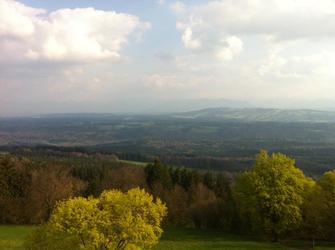 Blick vom Hohen Peißenberg Richtung den Alpen